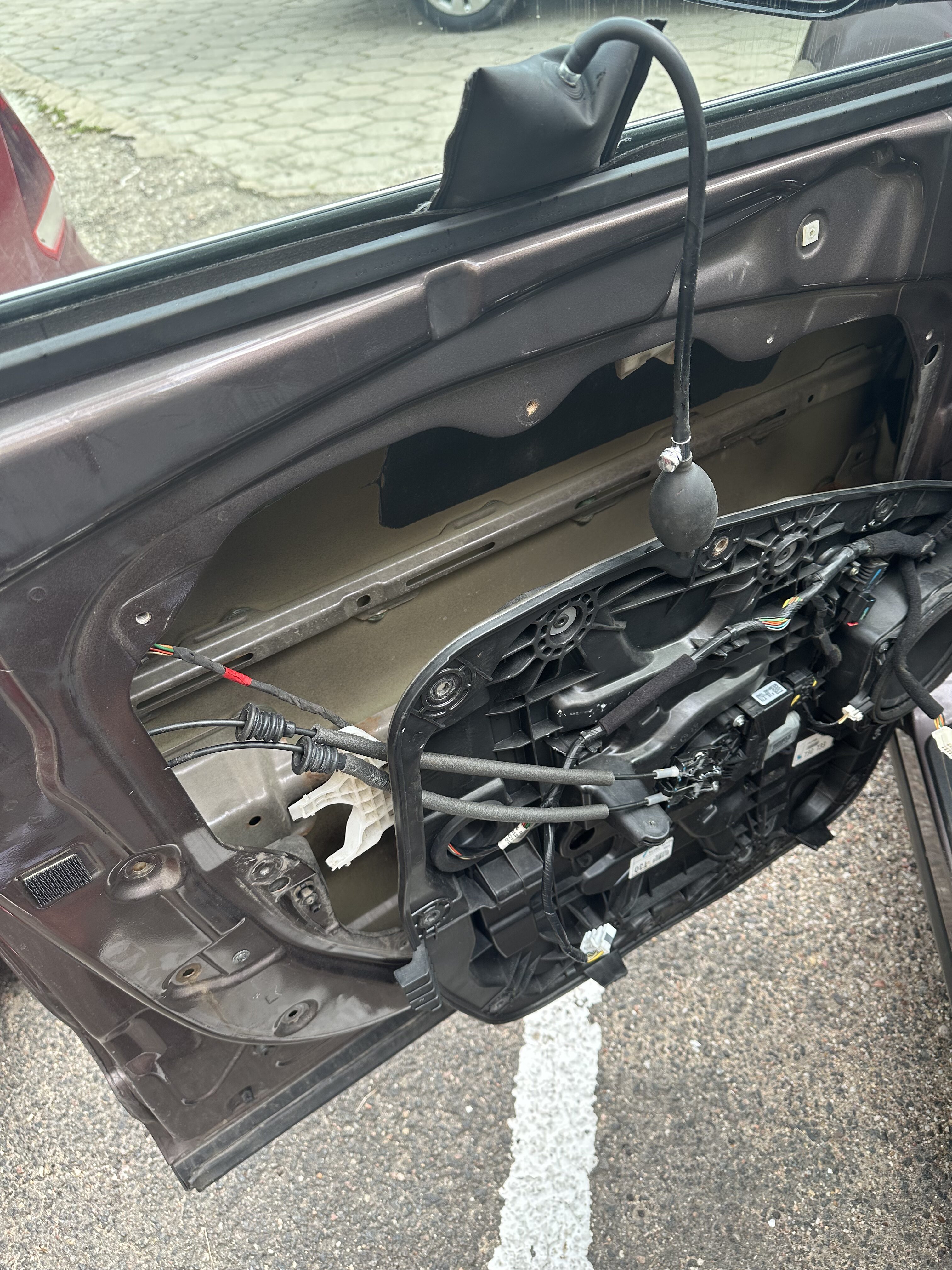 Ремонт замка Дверей