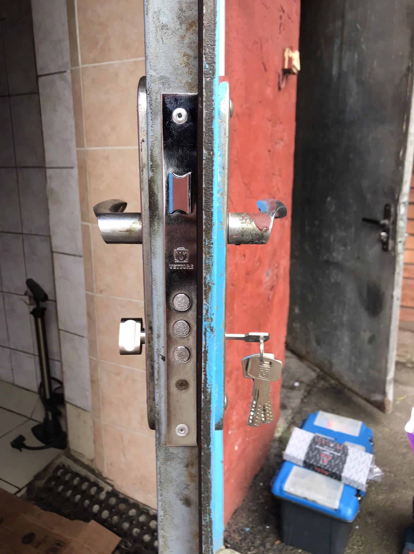 Замена Цилиндрового замка